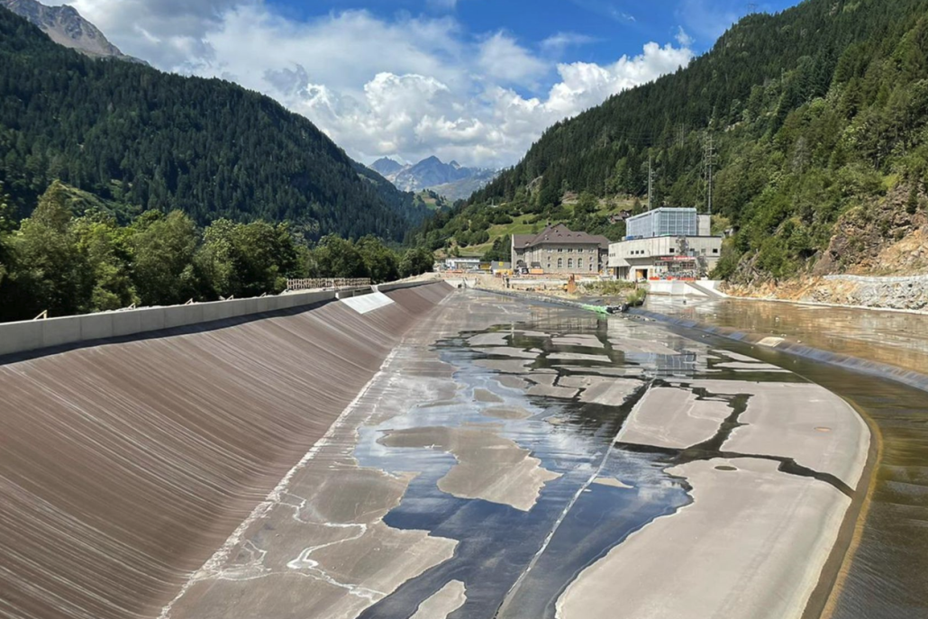Renewal Ritom Hydroelectric Power Station (CH), Lower reservoir.