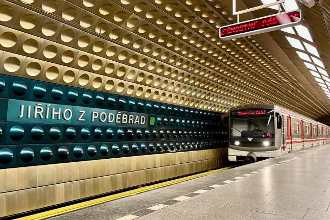 Revitalizazion of Jiřího z Podebrad metro station